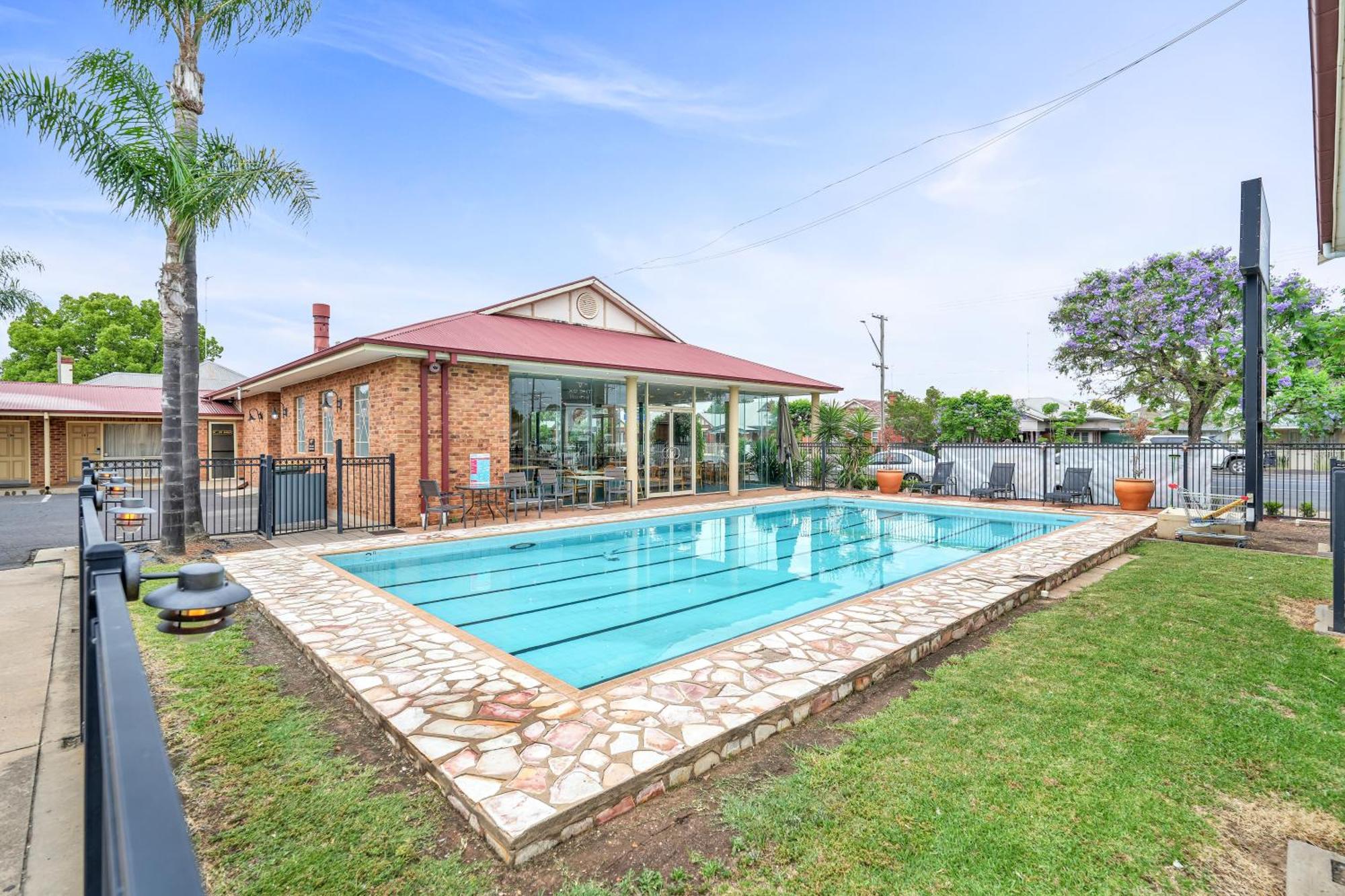 The Oxley Dubbo